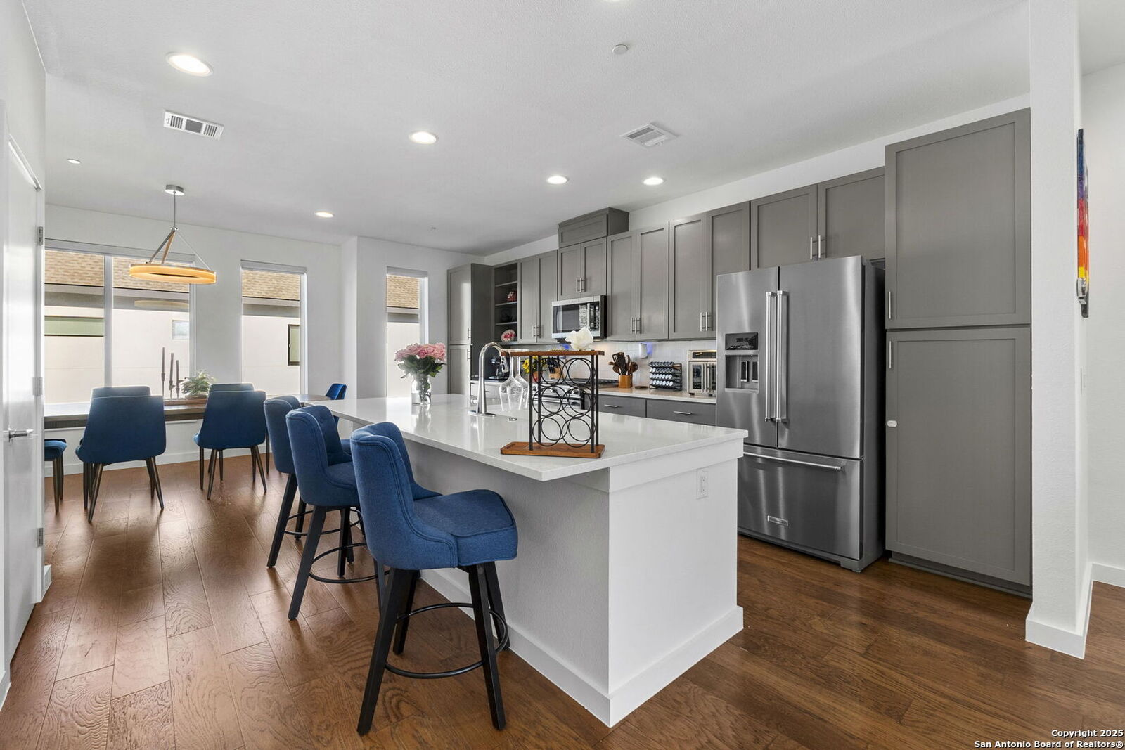 Property Photo:  102 Tendick Unit 602  TX 78209 