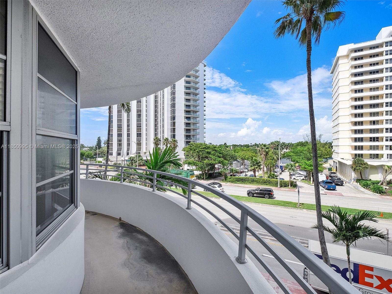 5555 Collins Ave 4S  Miami Beach FL 33140 photo