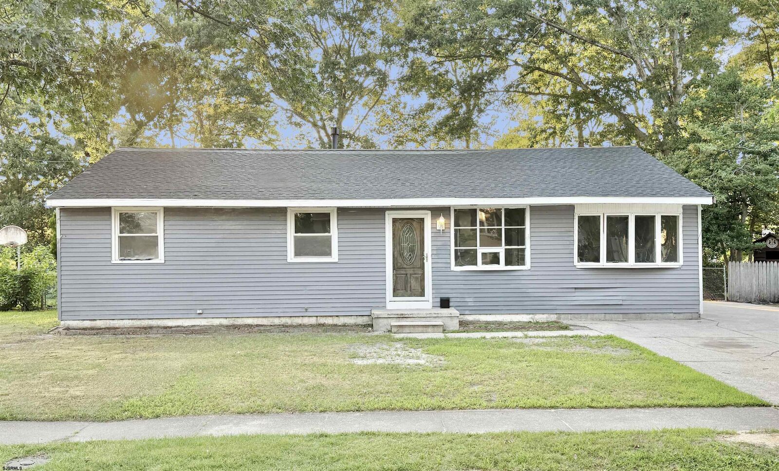 Property Photo: 10 Franklin Dr Dr NJ 08244