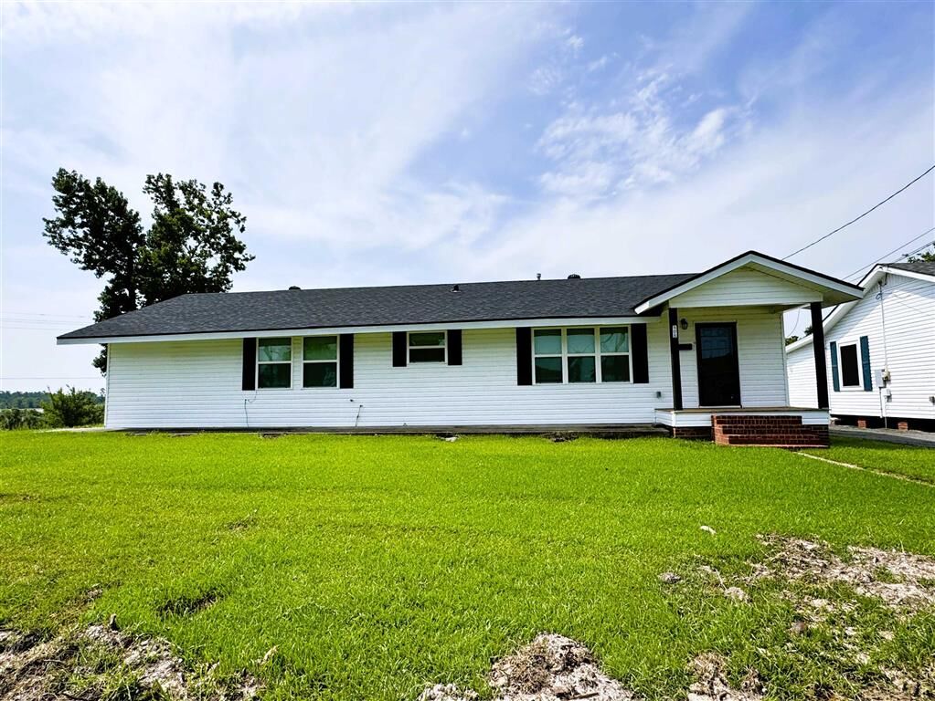 Property Photo: 405 McKinley Street LA 70669