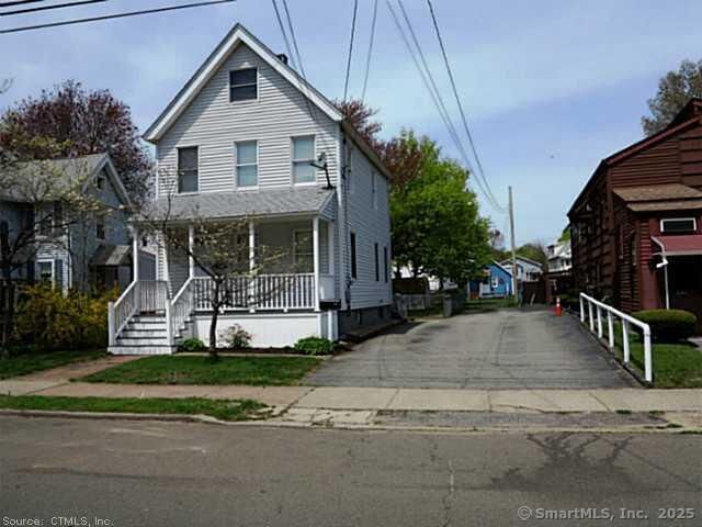 Property Photo:  309 Noble Street  CT 06516 