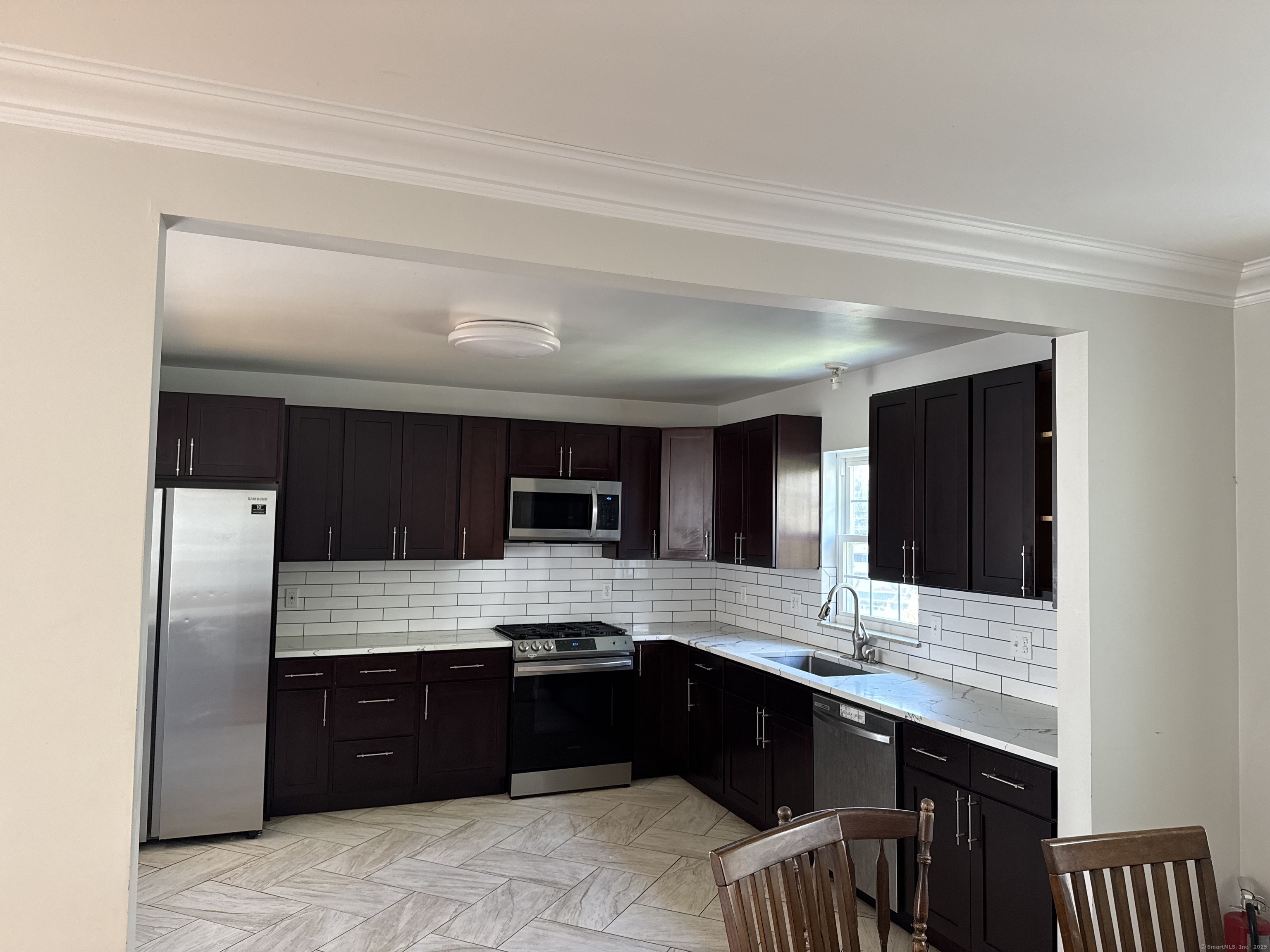 Property Photo: 119 Hawkins Street CT 06418