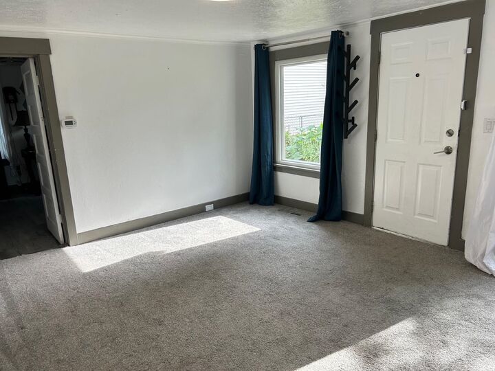Property Photo: 4727 N Stevens St WA 99205