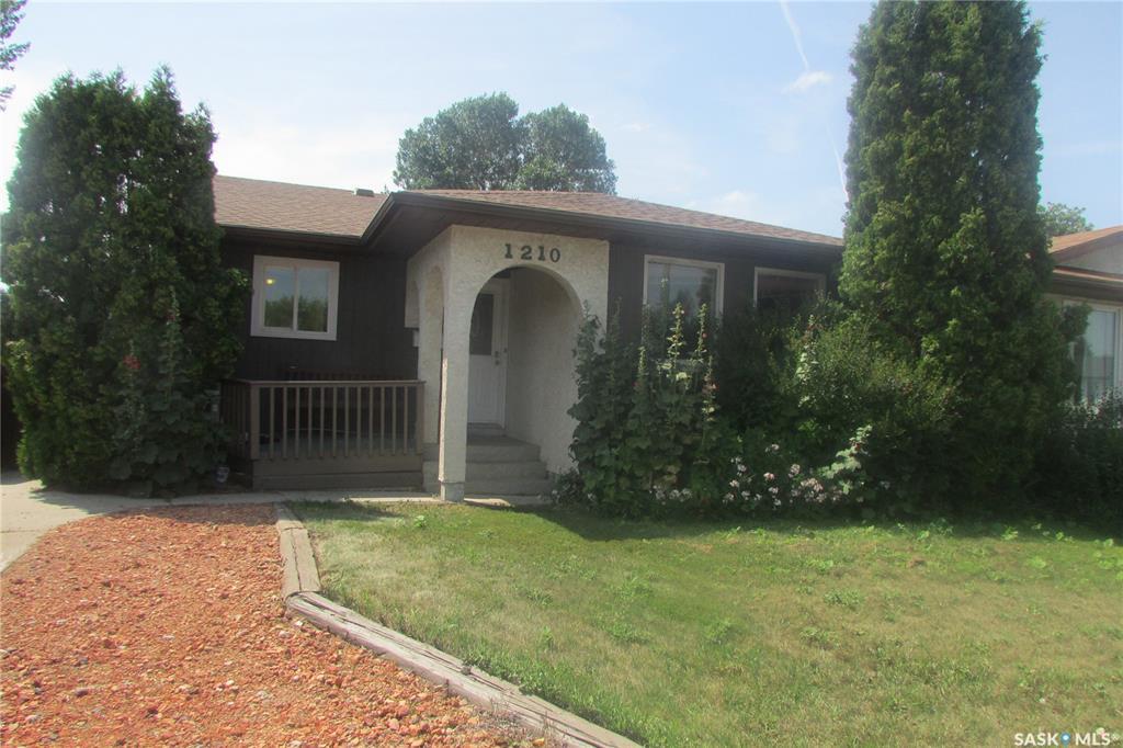 1210 Brown Street  Regina SK S4N 6K6 photo