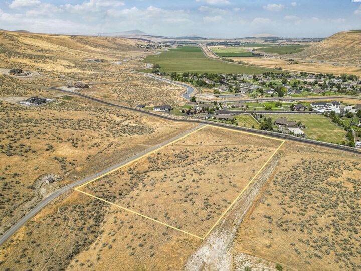 75733 Homestead Road  Kennewick WA 99338 photo