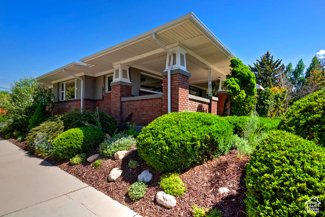 Property Photo: 1865 S 900 E UT 84105