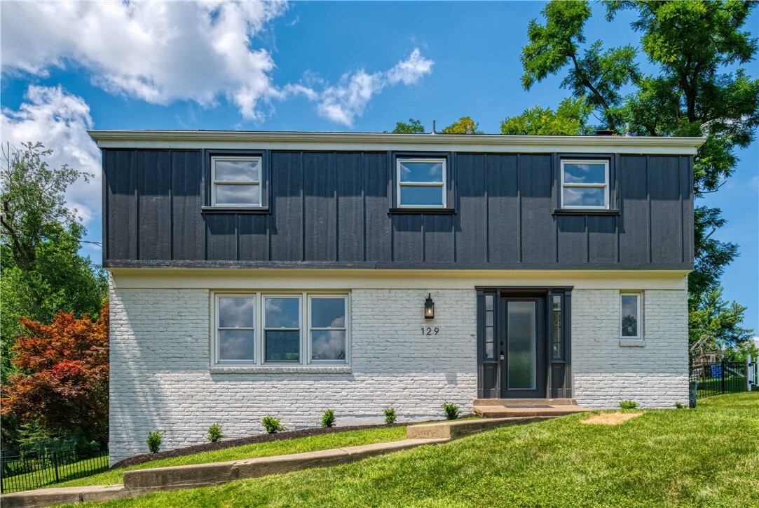 Property Photo:  129 Marble Dr  PA 15317 