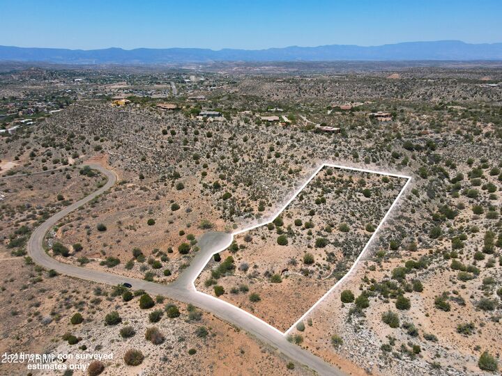 Property Photo: 4890 E Falcon View Court 154 AZ 86335