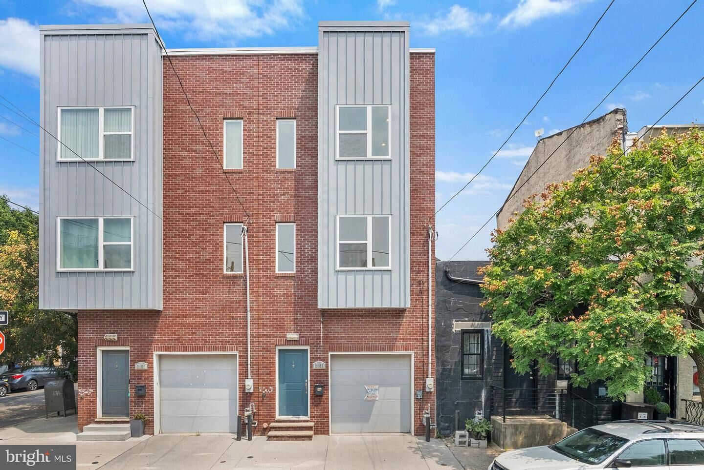 Property Photo:  2103 E Susquehanna Avenue  PA 19125 