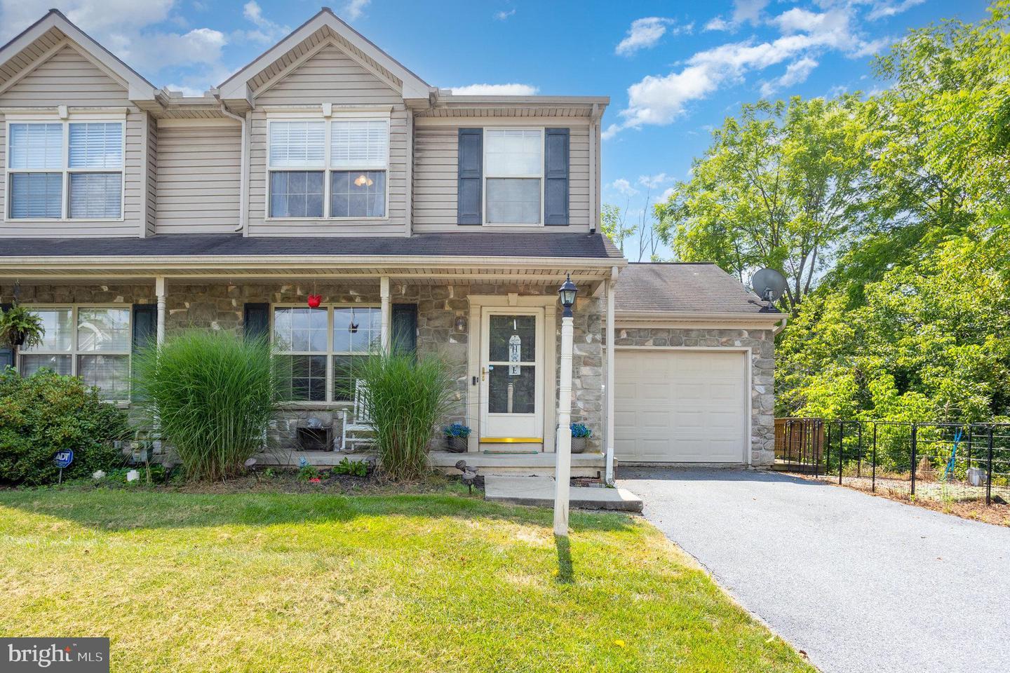 Property Photo: 4042 Jules Lane PA 17315