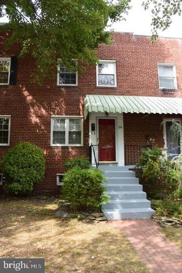 524 E Luray Avenue E  Alexandria VA 22301 photo