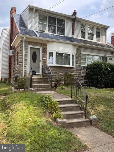 7733 Hasbrook Avenue  Philadelphia PA 19111 photo