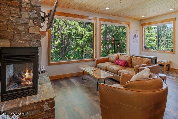 Property Photo: 41 Harrison Lane ID 83864