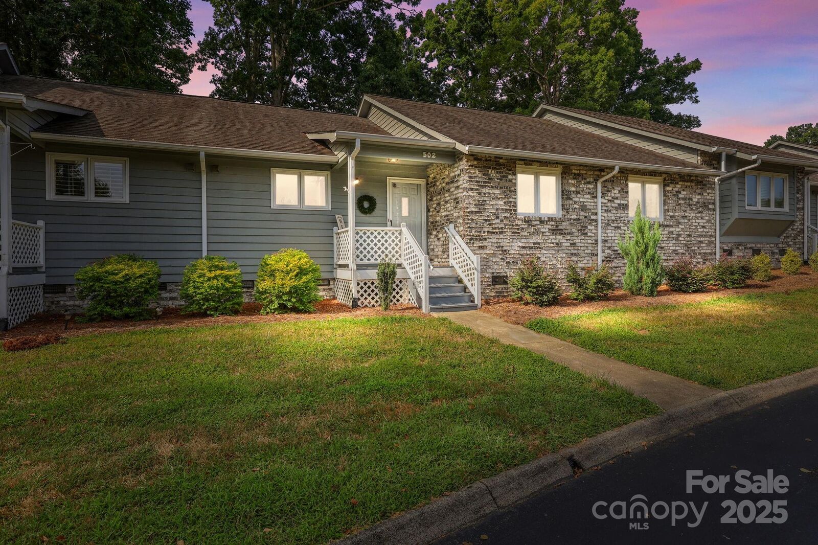 Property Photo:  502 Wellington Hills Circle  NC 28147