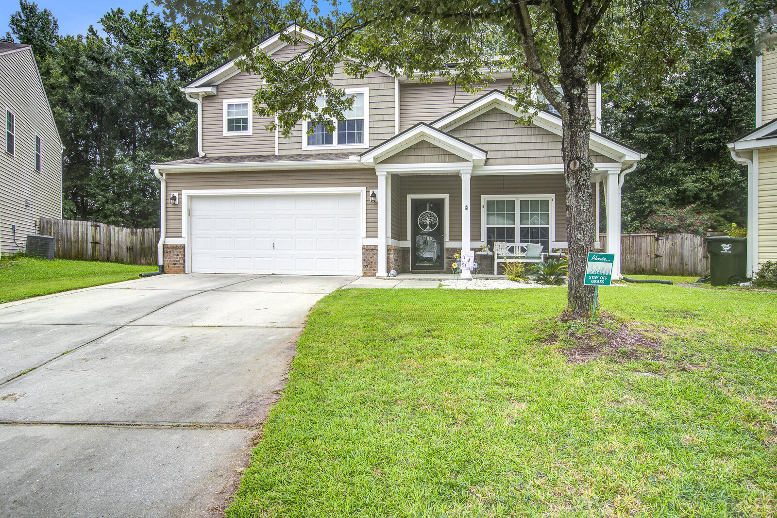 Property Photo:  208 Willet Drive  SC 29485 