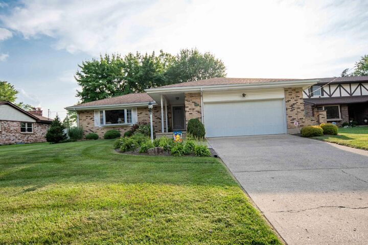 Property Photo: 1608 Woodhall Court OH 45042