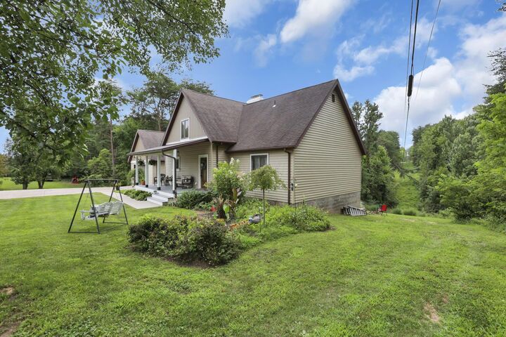 Property Photo: 7791 Pleasantview SE Road OH 43107