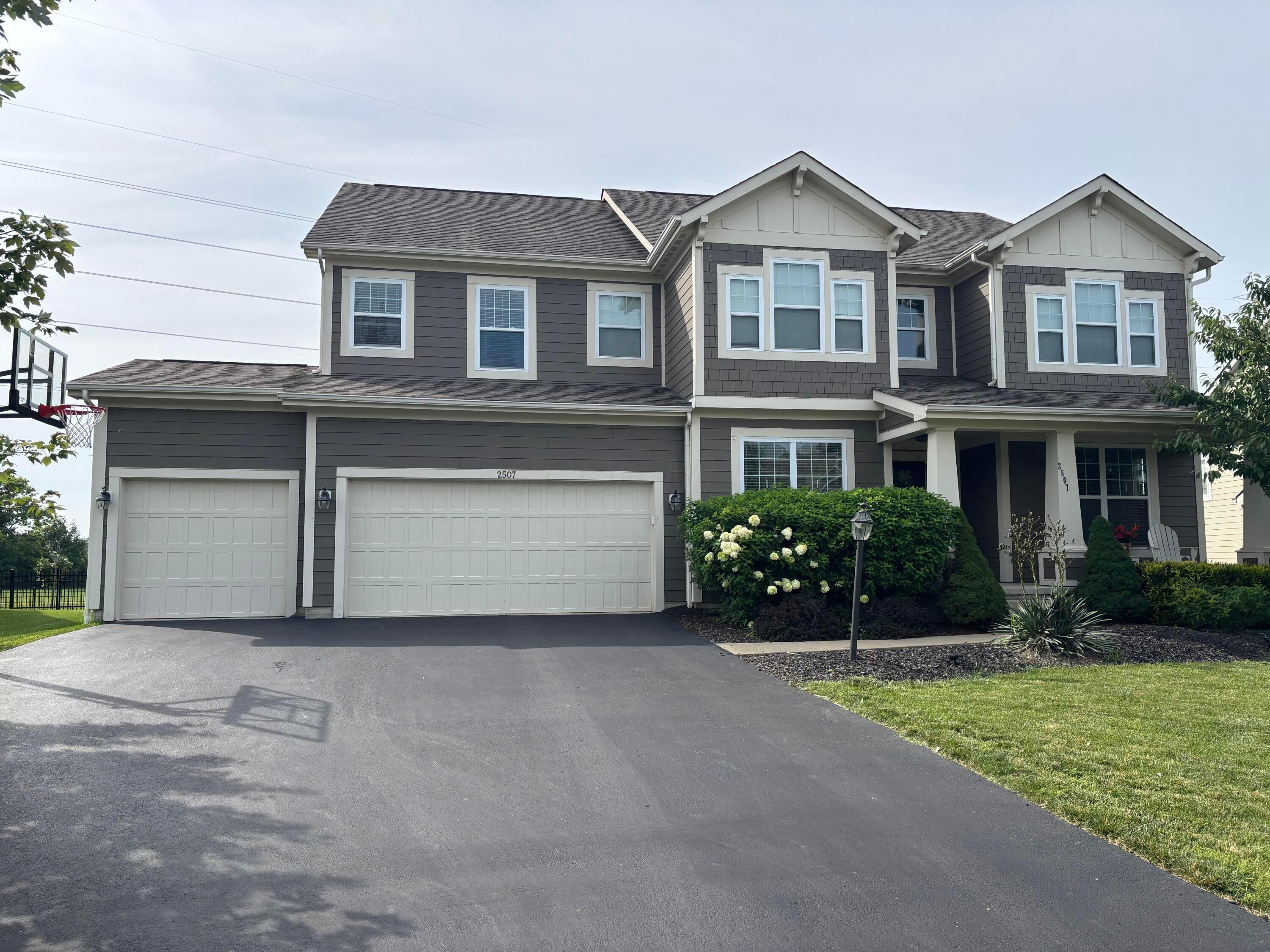 Property Photo:  2507 Triple Crown Crossing  OH 43065 
