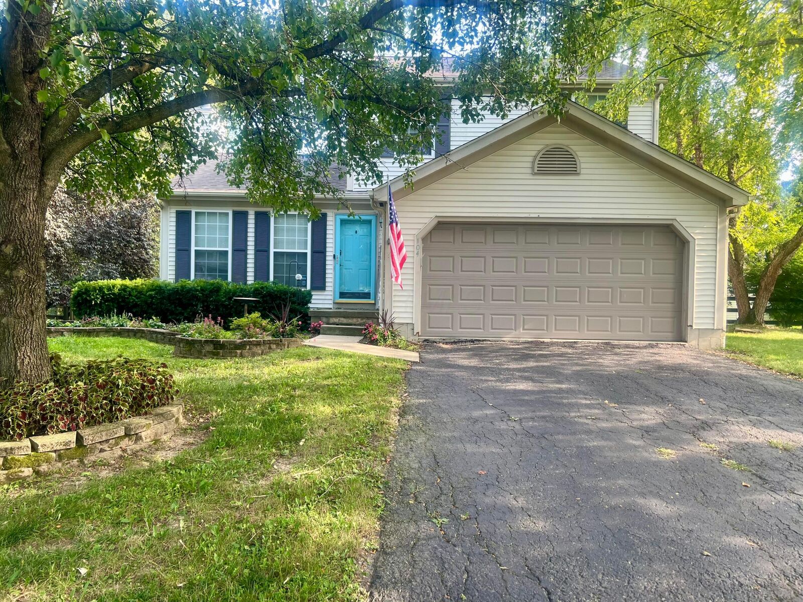 Property Photo: 104 Hale Court OH 43015