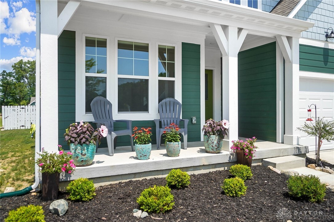 Property Photo:  425 Snowdrop Drive  OH 45387 