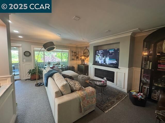 Property Photo: 1345 Singingwood Ct 5 CA 94595