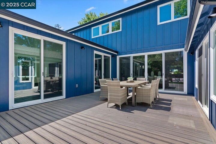 Property Photo: 158 Pulido Rd CA 94526