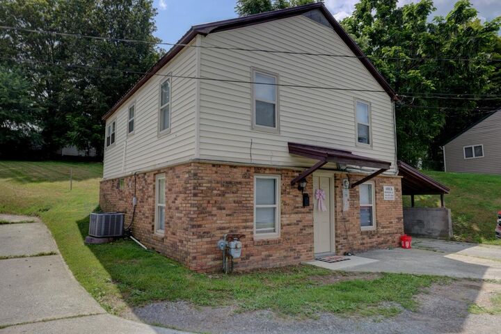 138 Pine St  Summersville WV 26651 photo