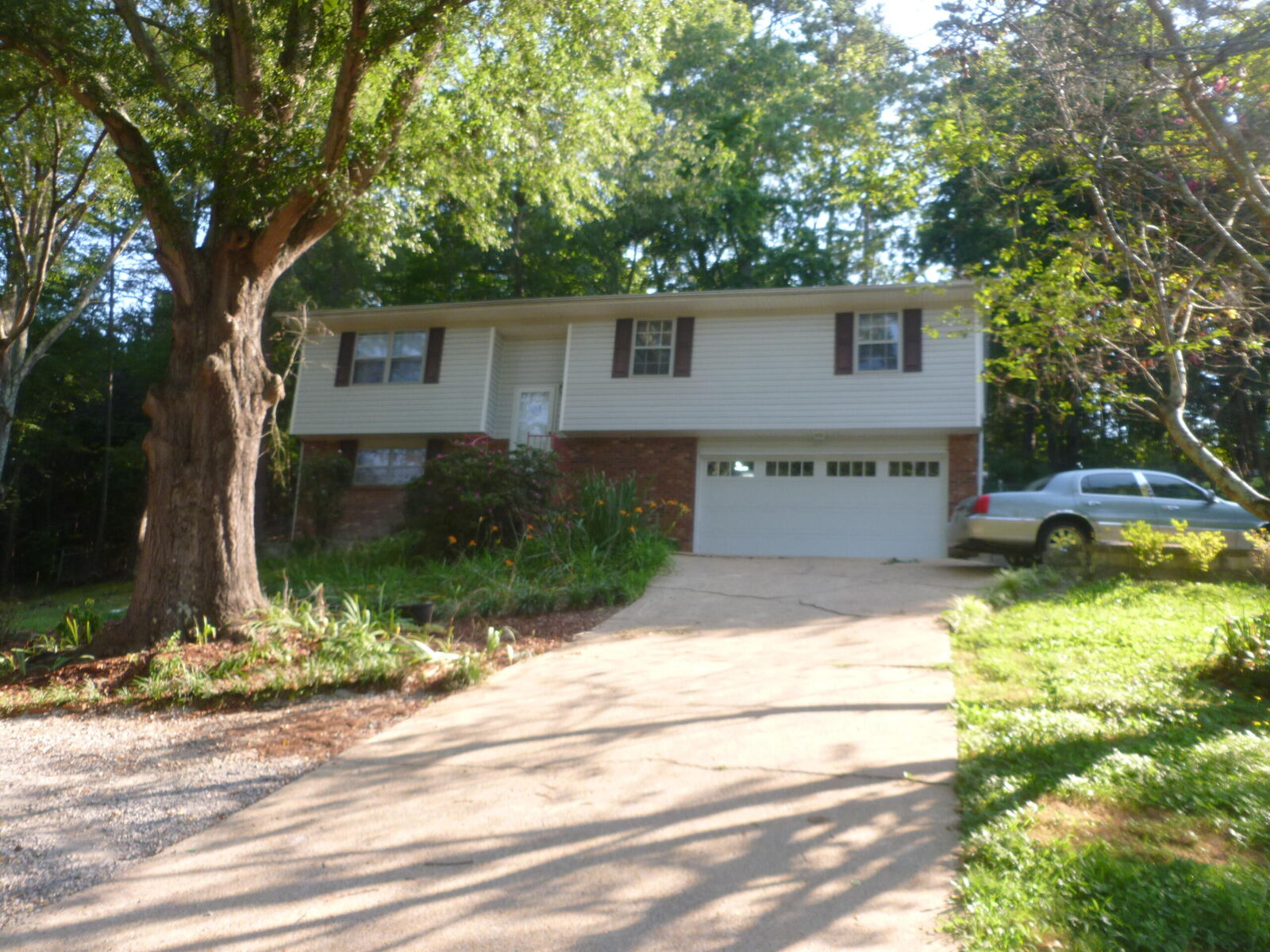Property Photo:  1303 Thrasher Pike  TN 37343 