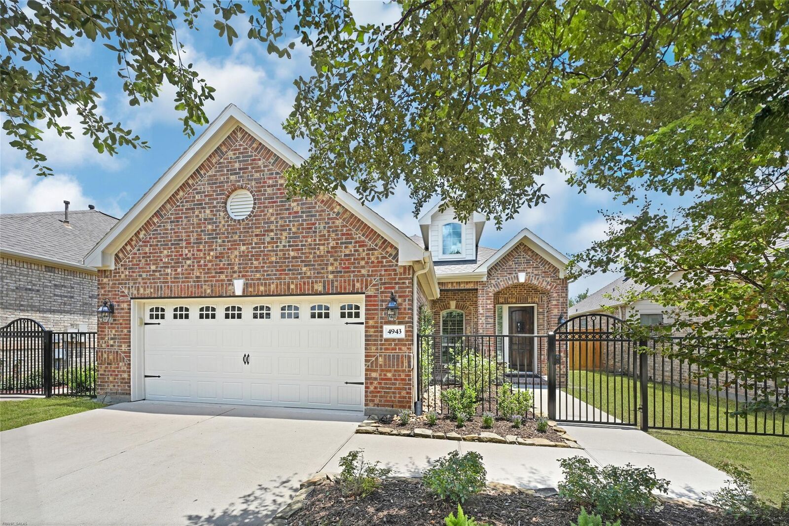 Property Photo: 4943 Caponi Falls Lane TX 77494