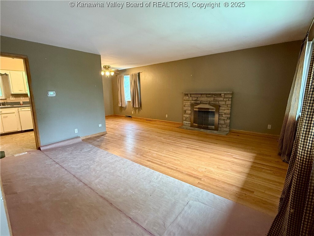 Property Photo:  216 Loma Road  WV 25314 