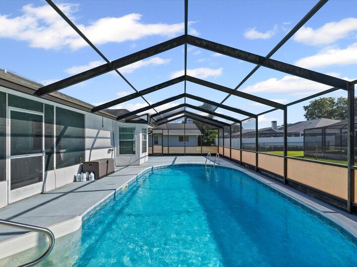 Property Photo:  5853 Redhawk Drive  FL 34655 