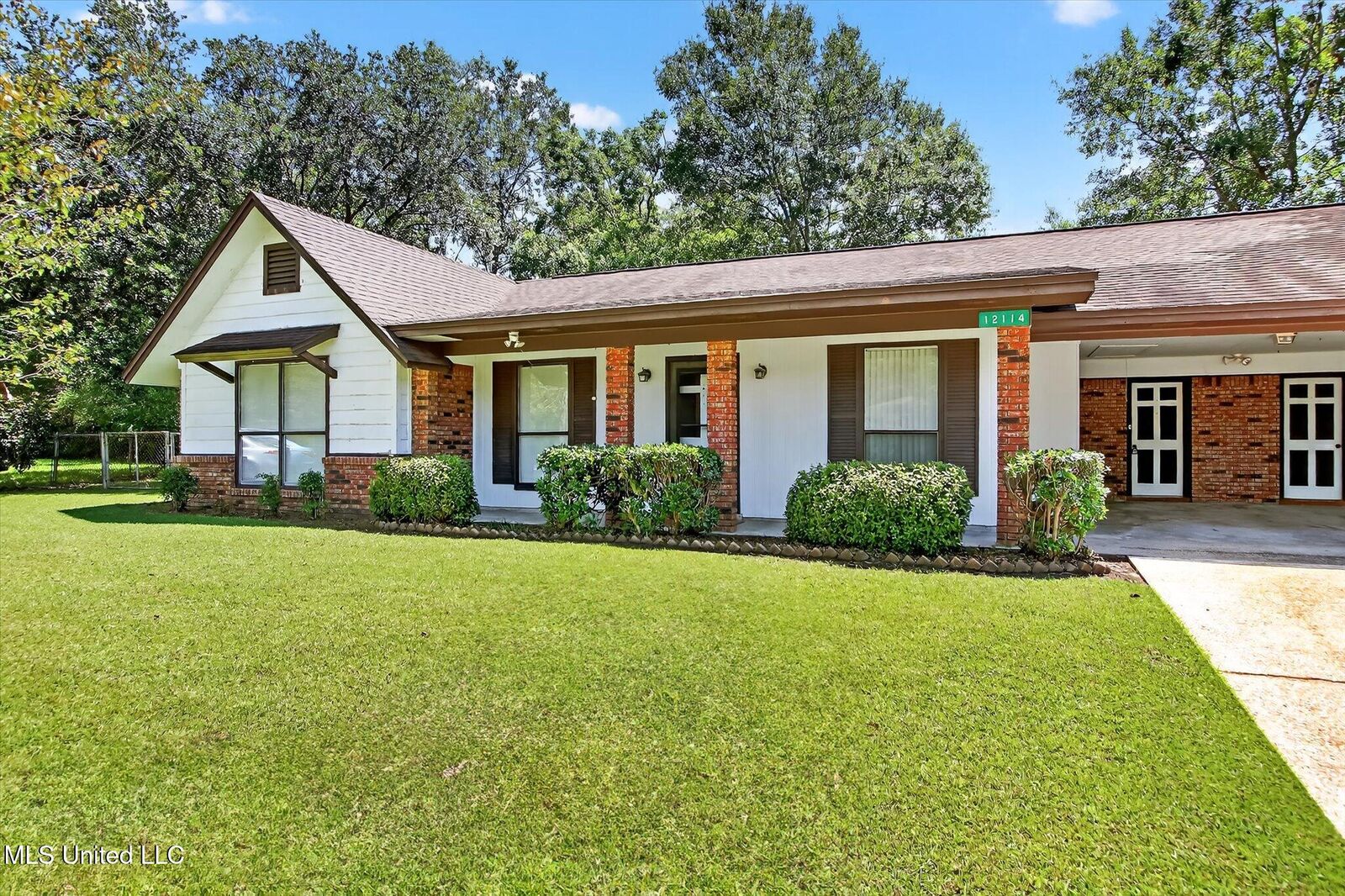 Property Photo: 12114 Edington Place MS 39503