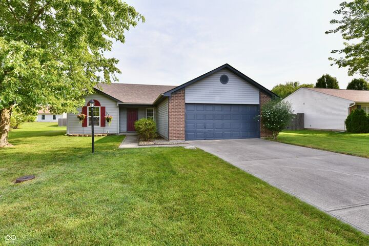 4122 Dunedin Court  Westfield IN 46062 photo