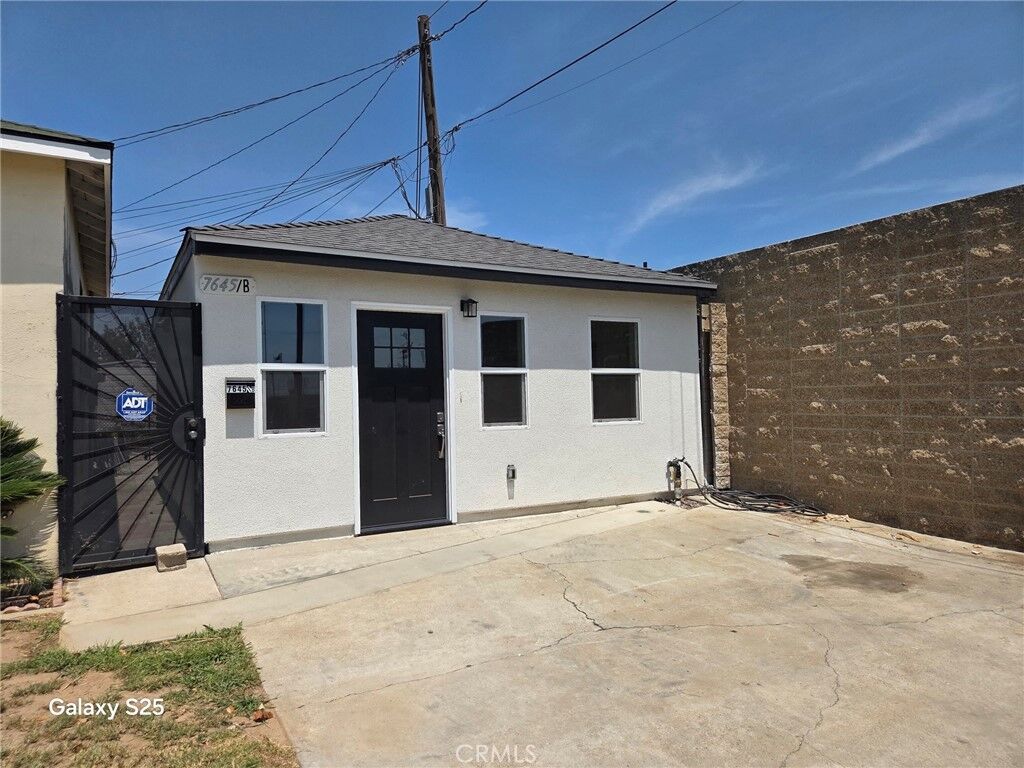 Property Photo:  7645 Wellman B  CA 90040 