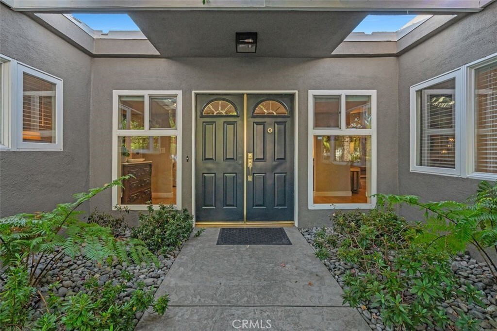 Property Photo:  6207 Capistrano Avenue  CA 91367 