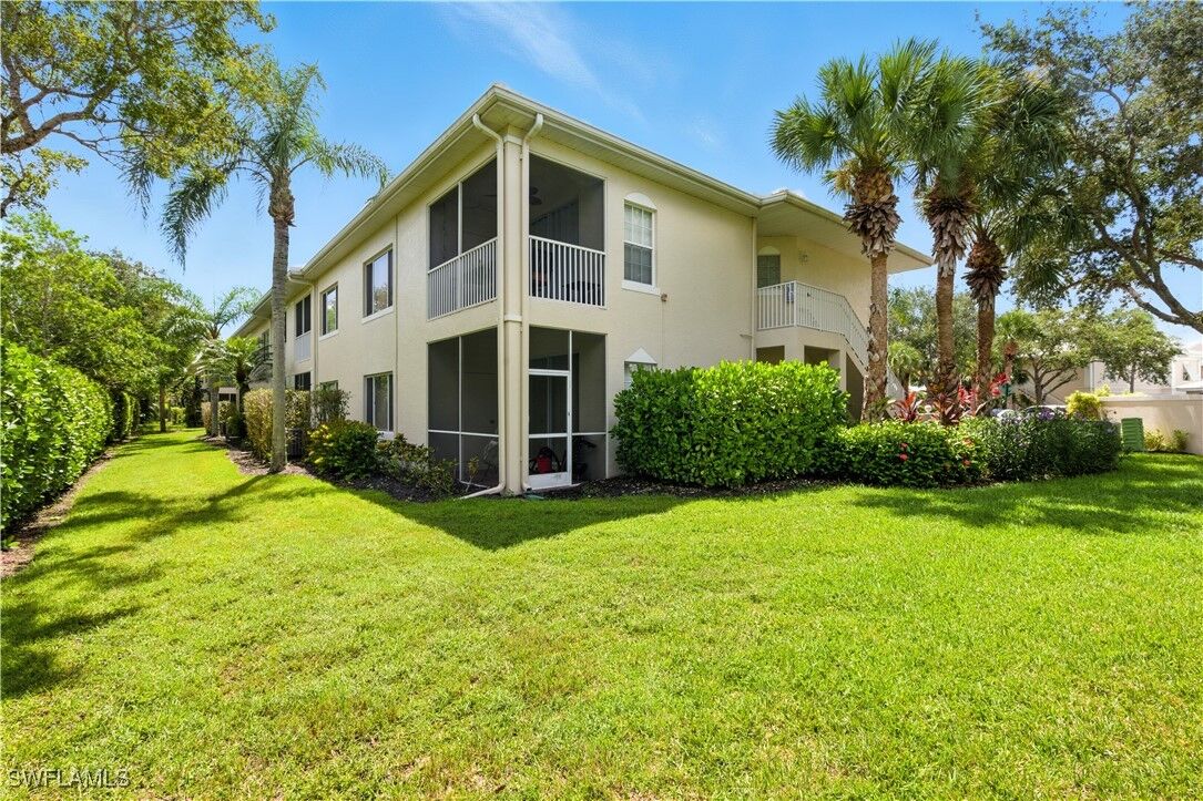 Property Photo:  1325 Sweetwater Cove 201  FL 34110 