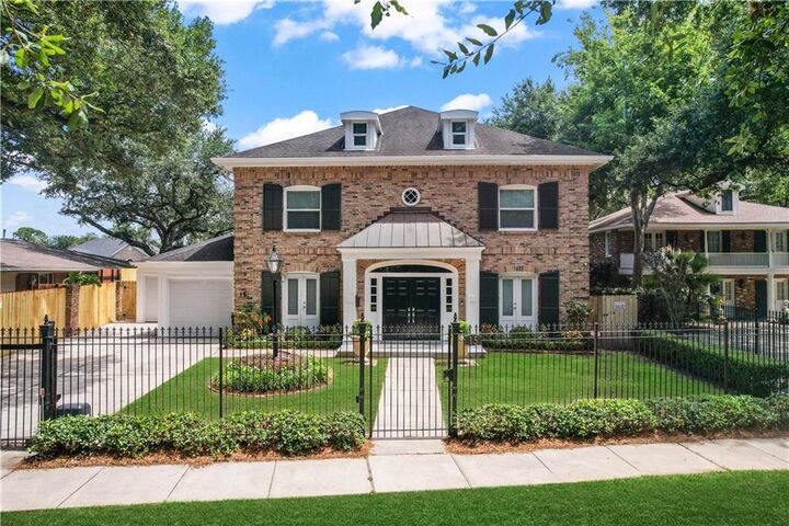 15 Park Island. Drive  New Orleans LA 70122 photo