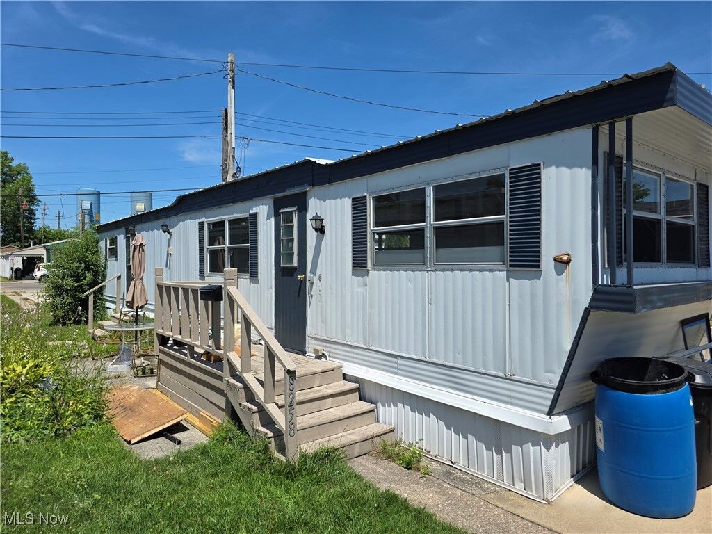 Property Photo: 8258 Russell Lane OH 44130