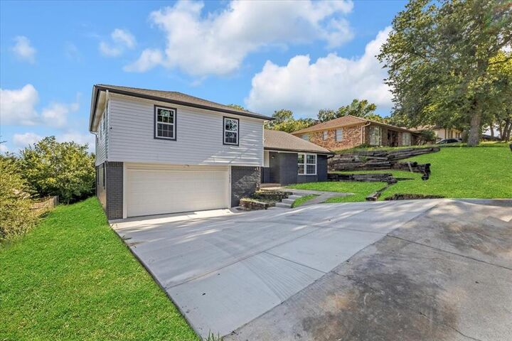 Property Photo: 7620 Craig Street TX 76112
