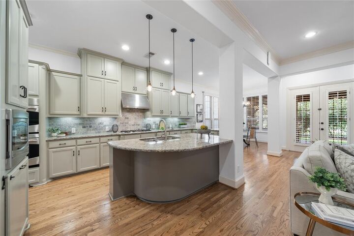Property Photo: 8221 Paisley TX 75056