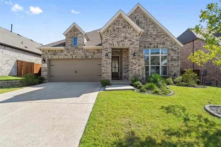 Property Photo: 4004 Pond Cypress Street TX 76227