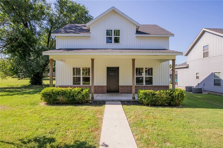 505 Birmingham Street  Gravette AR 72736 photo