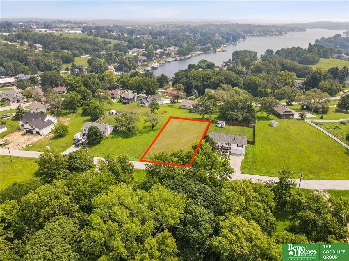 Property Photo: 9419 Monroe Road NE 68048