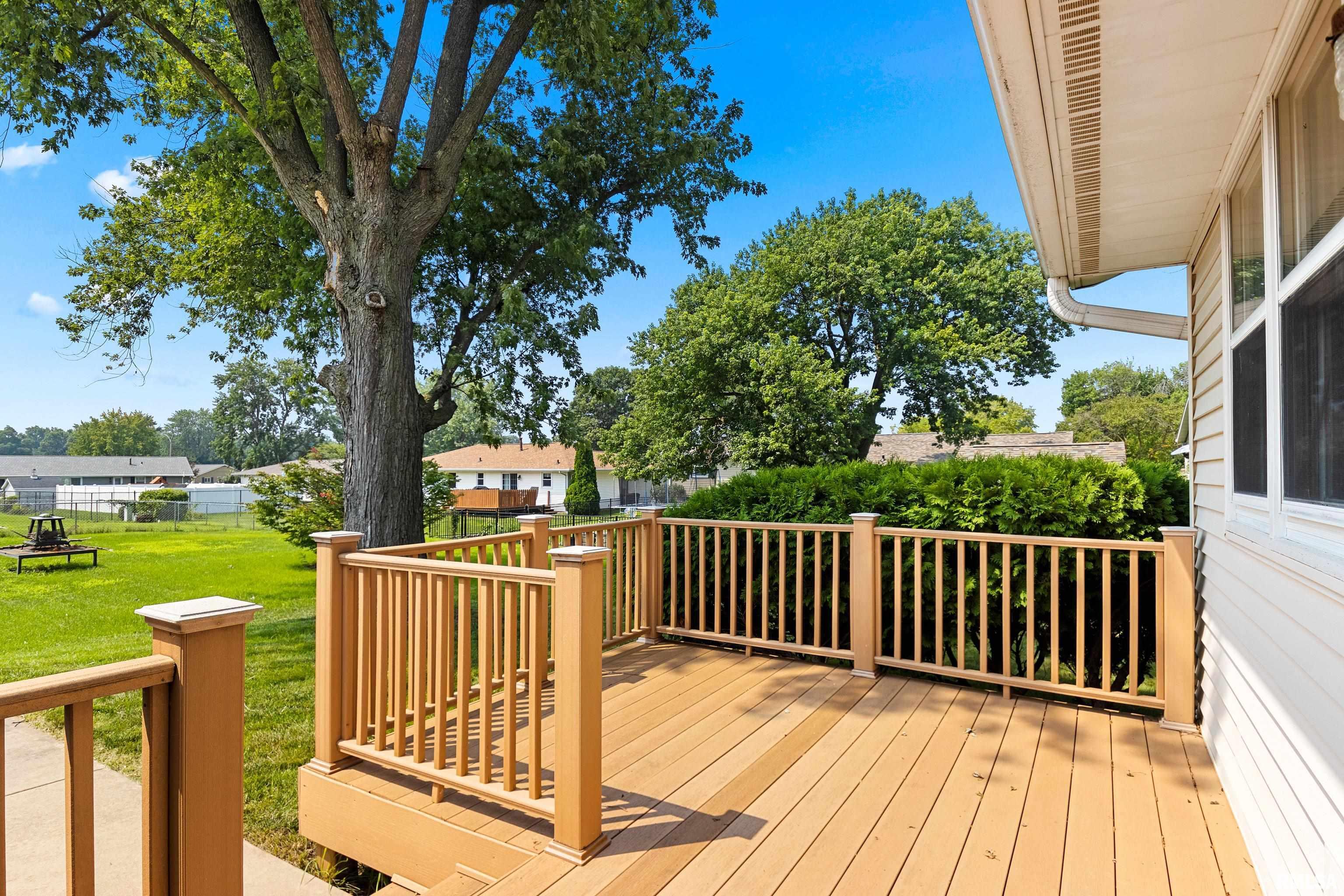 Property Photo: 325 N Oregon Avenue IL 61550