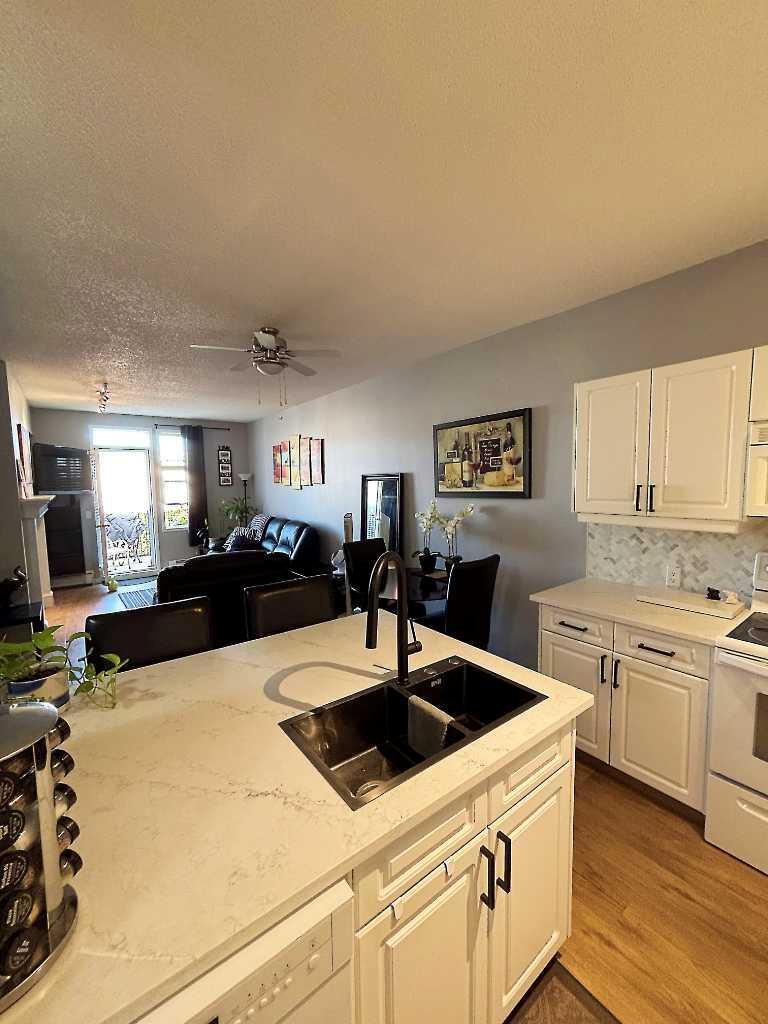 Property Photo: 14645 6 Street SW 4413 AB T2Y 3Y1