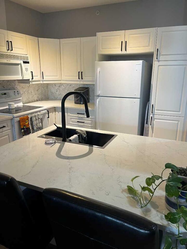 Photo de la propriété: 14645 6 Street SW 4413 AB T2Y 3Y1