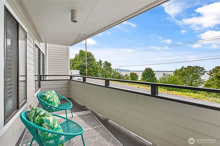 402  Boulevard 103  Bellingham WA 98225 photo