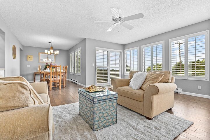 402  Boulevard 103  Bellingham WA 98225 photo
