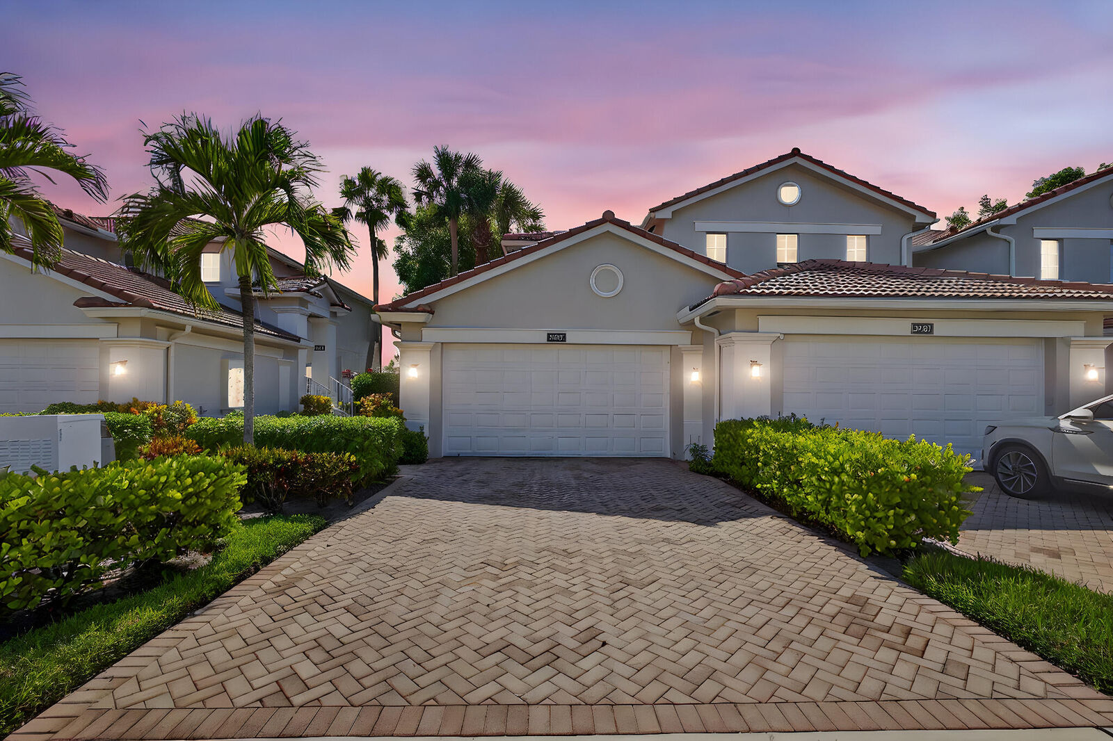 Property Photo:  2105 Wingate Bend  FL 33414 