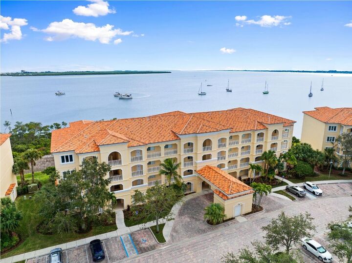 Property Photo: 29 Harbour Isle Drive 203 FL 34949